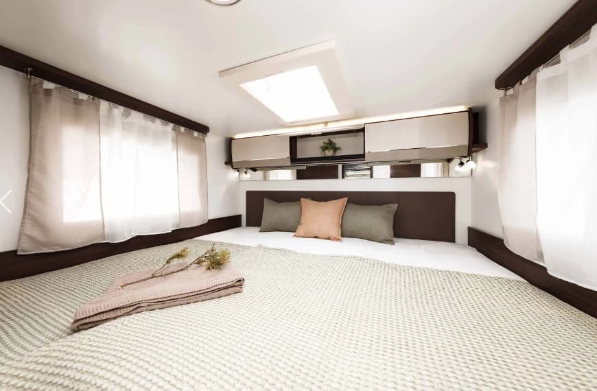 alquiler-autocaravanas-jaen-camamatrimonio-perfilada