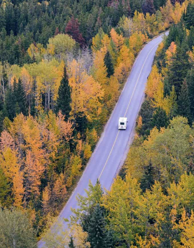 alquiler-autocaravanas-jaen-carretera